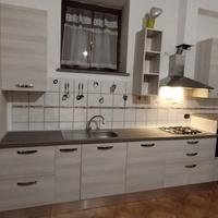 *Cucina Lineare Semi Nuova – Eleganza-Funzionalità