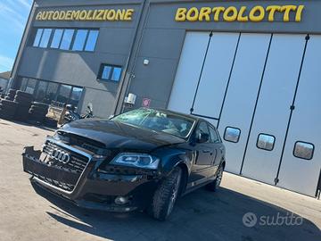 AUDI A3 8P QUATTRO per ricambi usati CFG