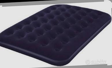 Materassini da campeggio e mare