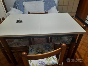 Tavolo estensibile in legno