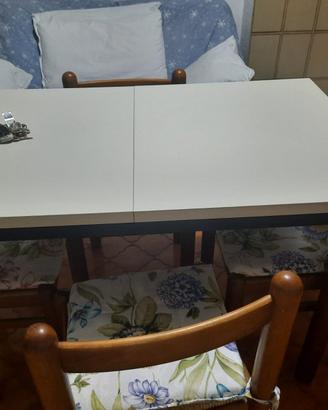 Tavolo estensibile in legno