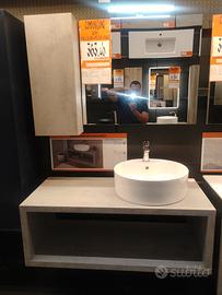 bagno completo, con specchiera+led, e sanitari 