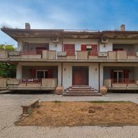 Villa a Trappeto Centro