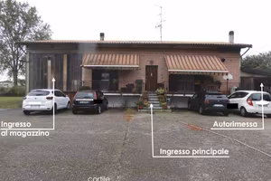Immobile in asta di 364 m² con 3 locali e box auto
