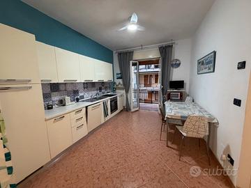 Loano centro si propone ampio bilocale