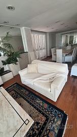 2 divani due posti €150 cadauno