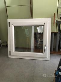 Finestra pvc bianca