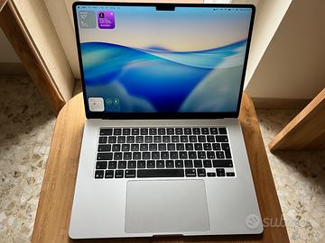 Apple MacBook Air 15" pollici - 256 GB - M4 - 2025