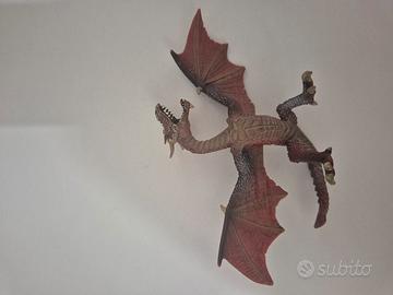 drago giocattolo