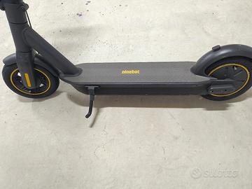 monopattino Ninebot max G30