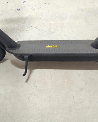 monopattino Ninebot max G30