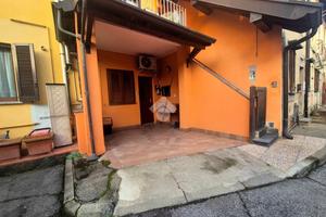 2 LOCALI A MEZZAGO