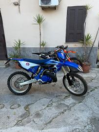 Yz 250 targato leggi descrizione