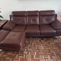 Divano in pelle con pouf (garanzia 5 anni)