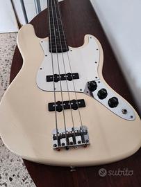 squier jazz bass fretlees made in korea