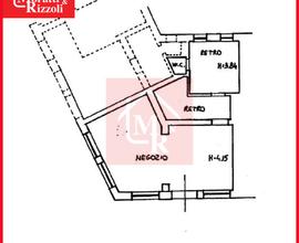 NEGOZIO con quattro vetrine in pieno centro a Gori