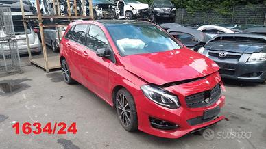 Pezzi di ricambio Mercedes Classe B 180D anno 2016