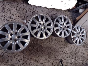 Jaguar X type cerchi 16" originali  Mod.X10