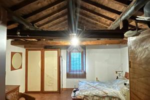 CASA INDIPENDENTE A OLEVANO ROMANO