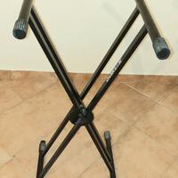 supporto piano digitale