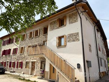 VILLA A SCHIERA A ASIAGO