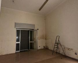 Locale commerciale a Frattamaggiore