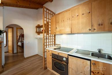 A canazei - mansarda a 900 mt dagli impianti