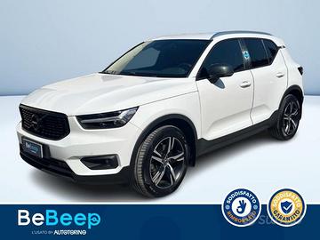 Volvo XC40 2.0 T4 MOMENTUM AWD GEARTRONIC