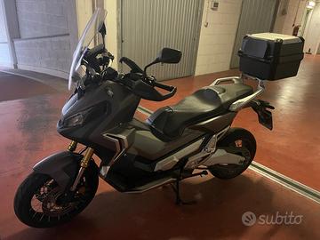 HONDA X-ADV 750
