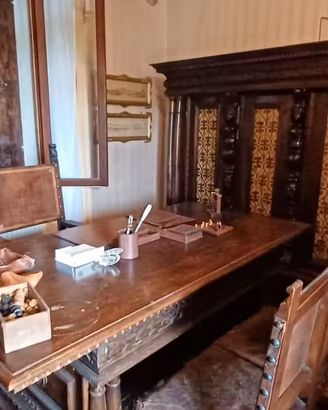 mobili studio notarile neorinascimentale