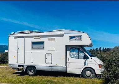 Camper mobilvetta su Ford transit 2.5 td