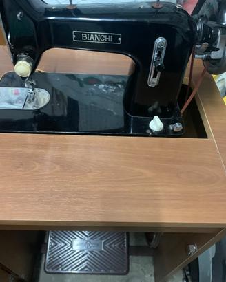 Machina da cucire bianchi
