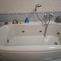 Vasca da bagno con idromassaggio 170x75 cm