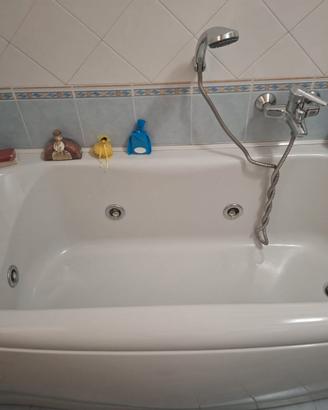 Vasca da bagno con idromassaggio 170x75 cm