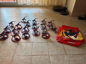 Statuette spiderman con base e sacchette