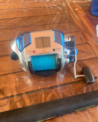 MULINELLO SHIMANO 4000 + 3 canne da pesca