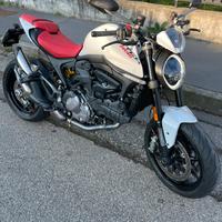Ducati 937 monster + 35kw 2022