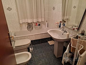 5 vani doppi servizi ammobiliato