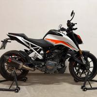 Ktm duke 390 2021