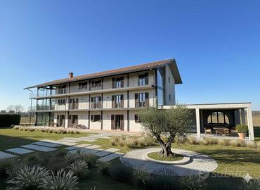 Rustico-Casale a Oleggio