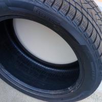 2 gomme da 275 40 19 Pirelli 