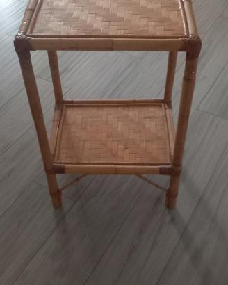 tavolino  misura 70 altezza 45 larghezza 