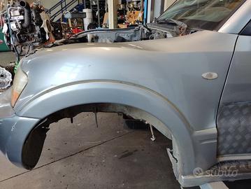 Parafango sinistro MITSUBISHI PAJERO del 2005