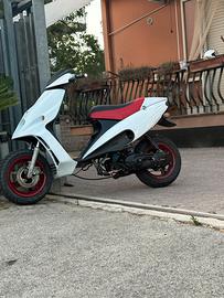 malaguti f12