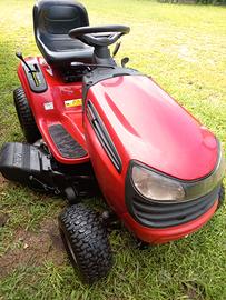 Trattorino rasaerba Jonsered LT2317A da sistemare