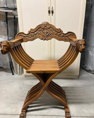 Sedia Savonarola in legno noce