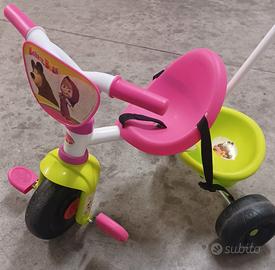 Triciclo di Masha e Orso 