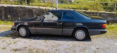 Mercedes 200 CE