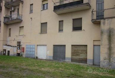 Immobile in asta di 76 m² con 3 locali e box auto 