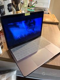 Macbook Pro 2017 -TRATTABILE